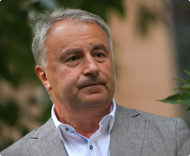 Верещагин Леонид Эмильевич